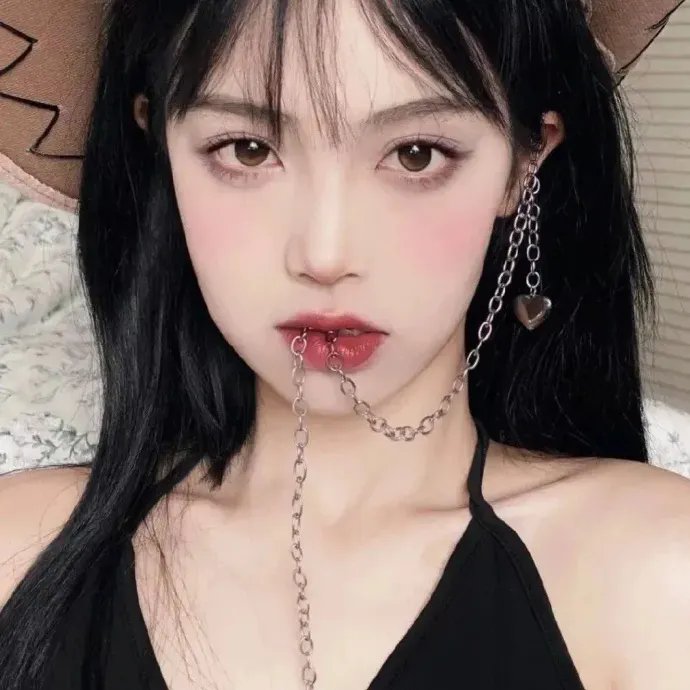 龙娘七七七埋藏的宝藏